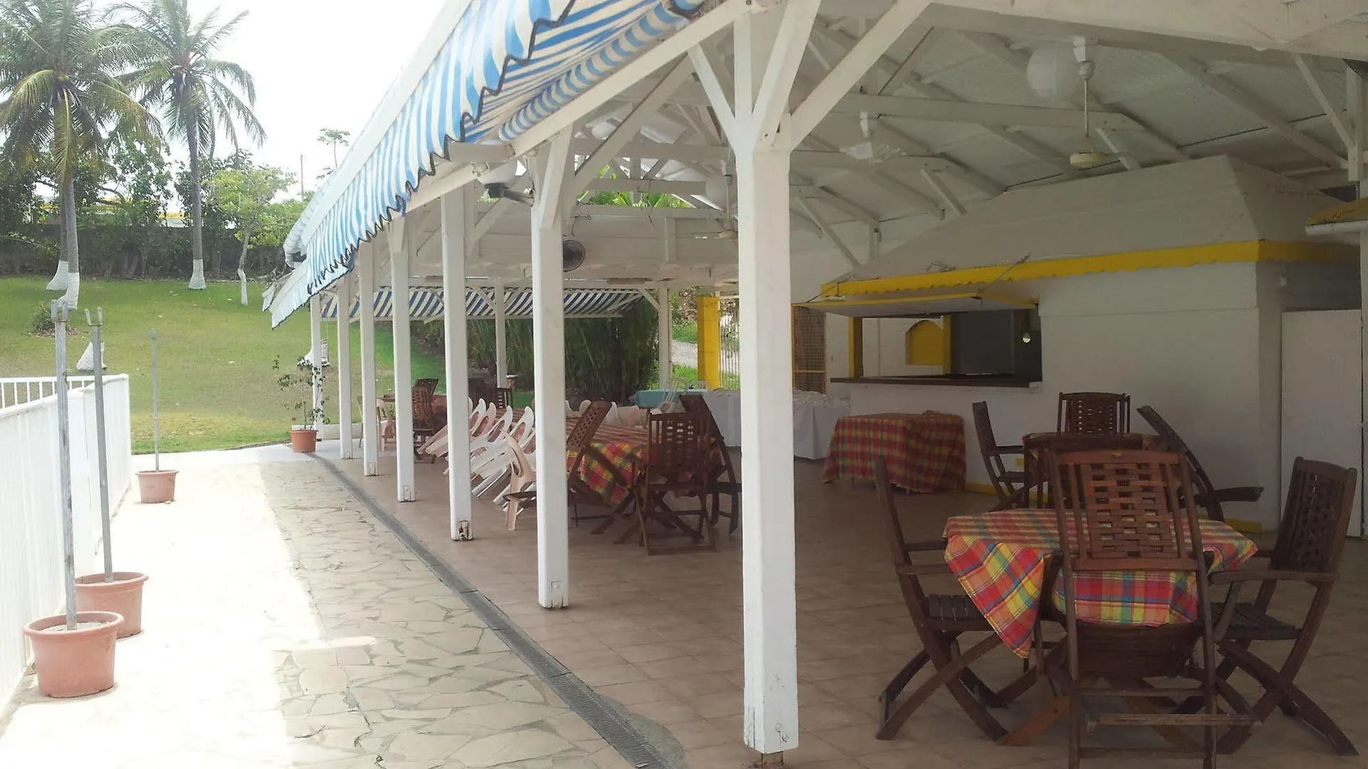 Village Caraibes Carmelita\'S contacts